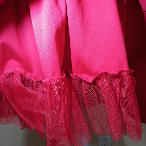 Elegant Red Sleeveless Dress - Picture 7 of 13